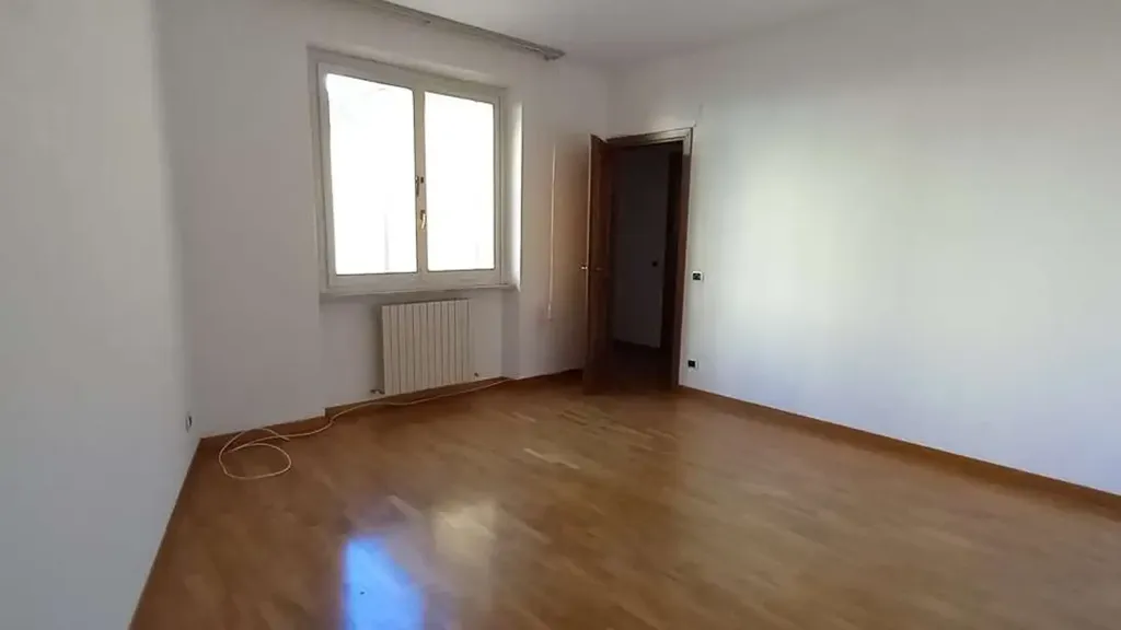Toad - Spacious Apartment in Historic Osimo