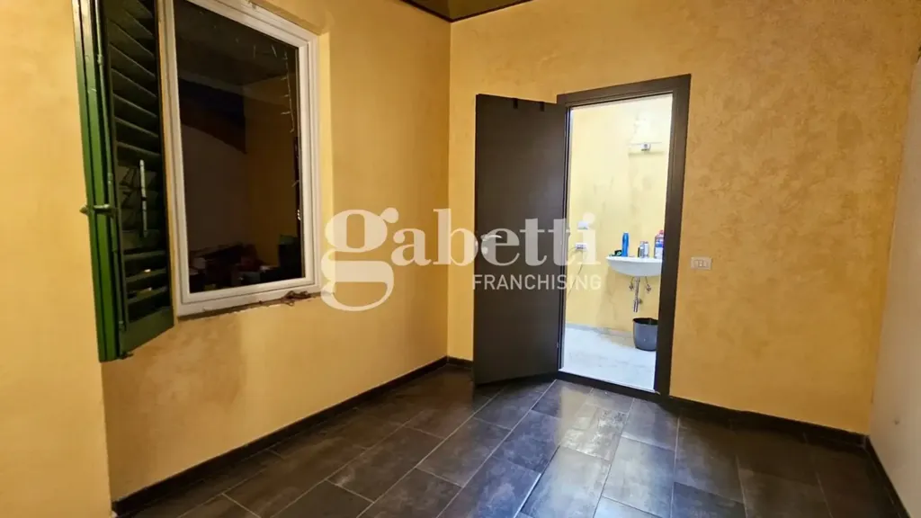 Entrée - Rustic 4-Room Apartment with Terraces in Florence