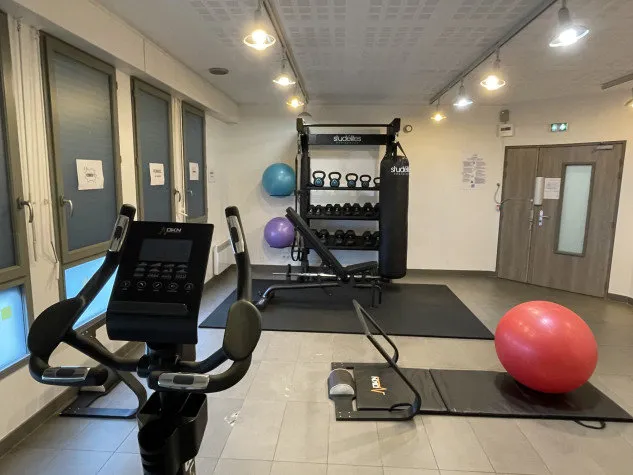 Pièces - Studio Meublé à Proximité du RER A à Rueil-Malmaison