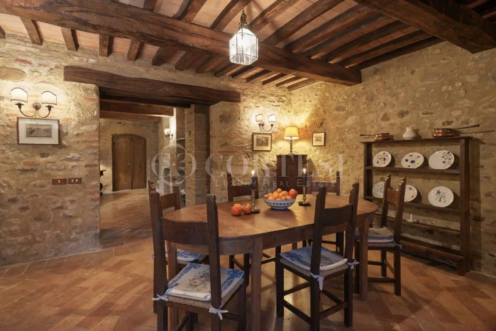Salle à manger - Restored Medieval Village with Chapel in Umbertide