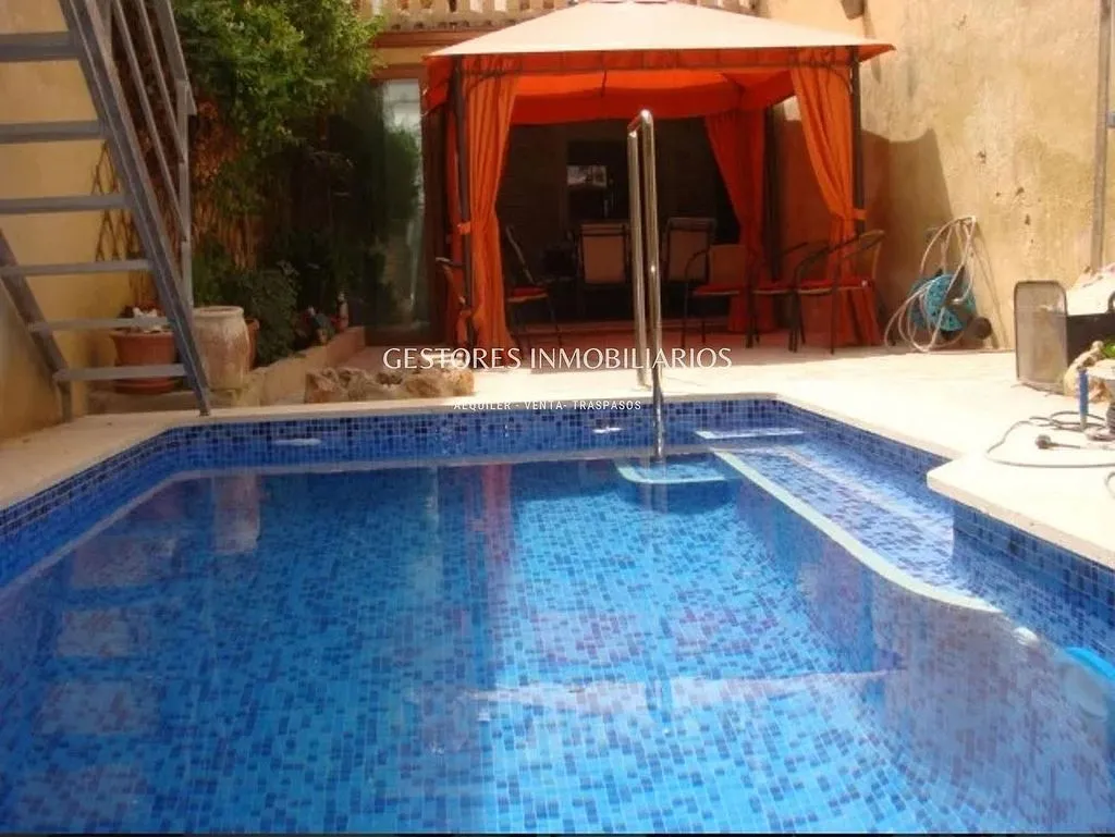 Pool - Rural House with Pool in Palomar