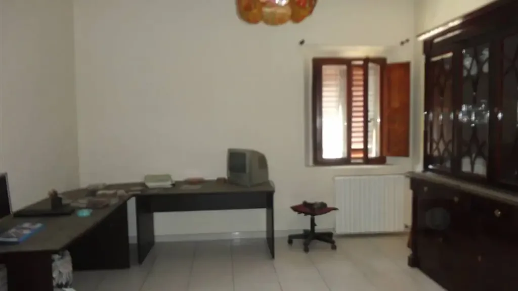 Bureau - Terratetto with Garden in Certaldo