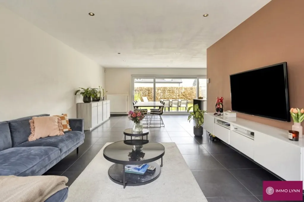 Living Room - Contemporary House with Large Attic in Kampenhout