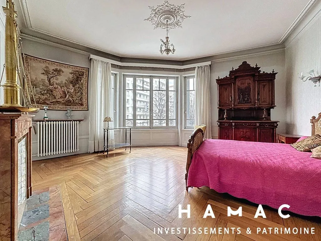 Magamistoad - Art Deco Apartment with City View in Lyon