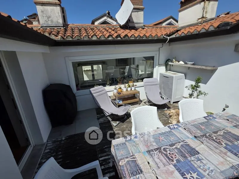 Terrasse - Attico with Large Balcony in Trieste