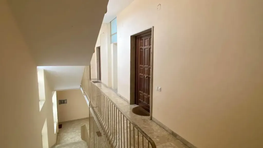 Appartement 4 pièces à IT