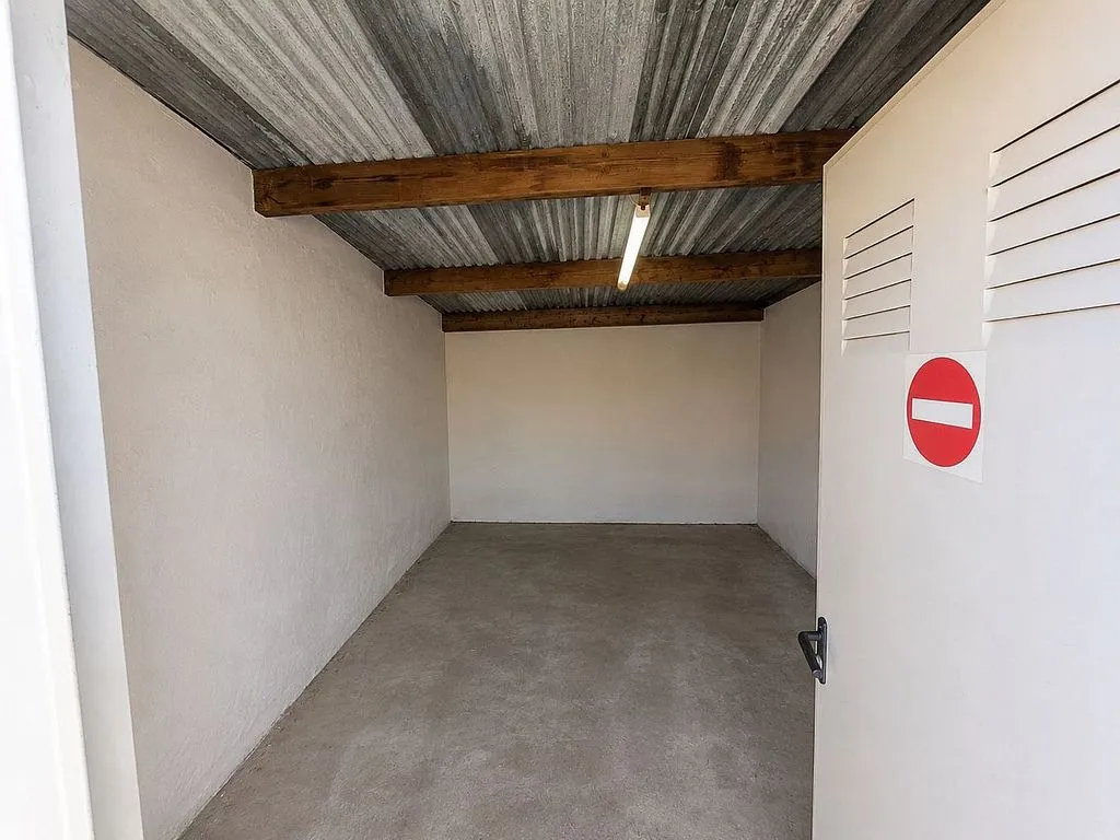 Garage - Chalet with Pool in La Romana