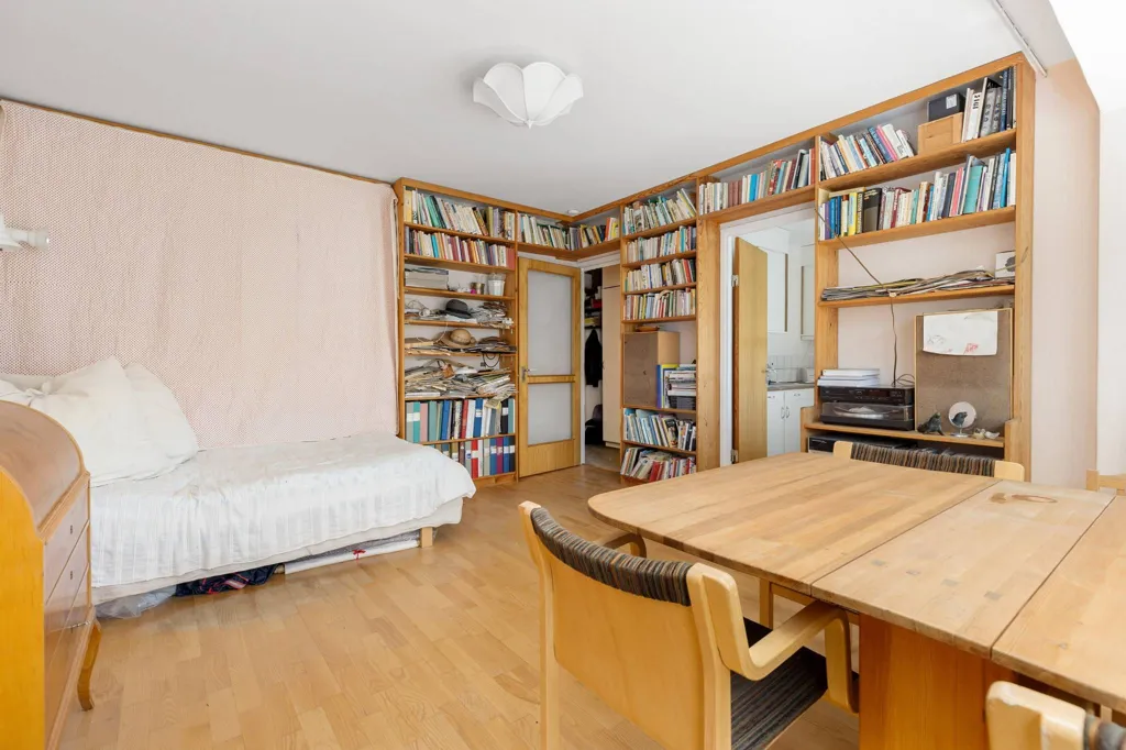 Kabinet - Charming 1-Bedroom Flat with Garden View in Södermalm
