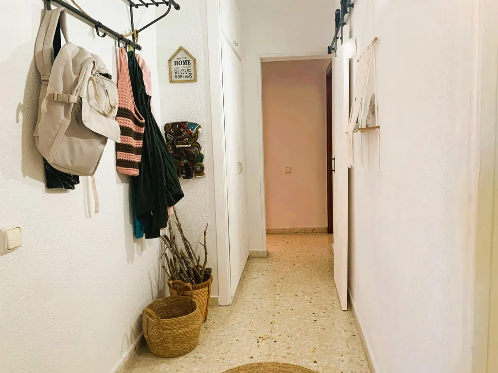 Entrée - Bright Apartment with Balcony in Les Roquetes