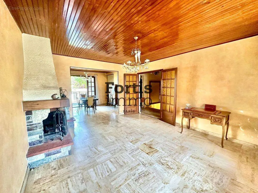 living_room