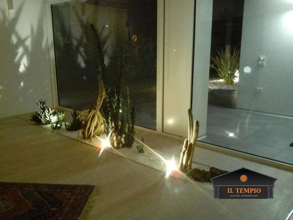Pièces - Modern Villa with Terrace in Vicenza