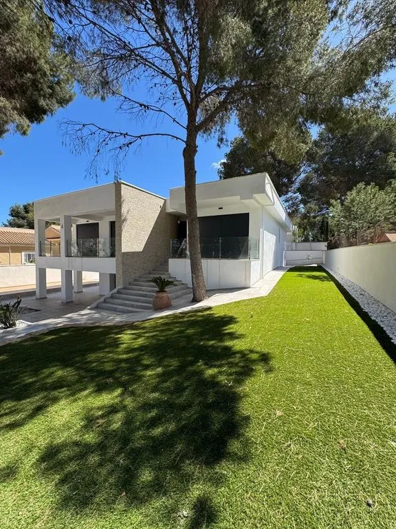 Välivaade - Luxury Villa with Pool in Torrevieja