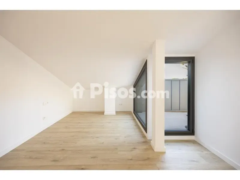 Toad - New Duplex with Pool in Tiana