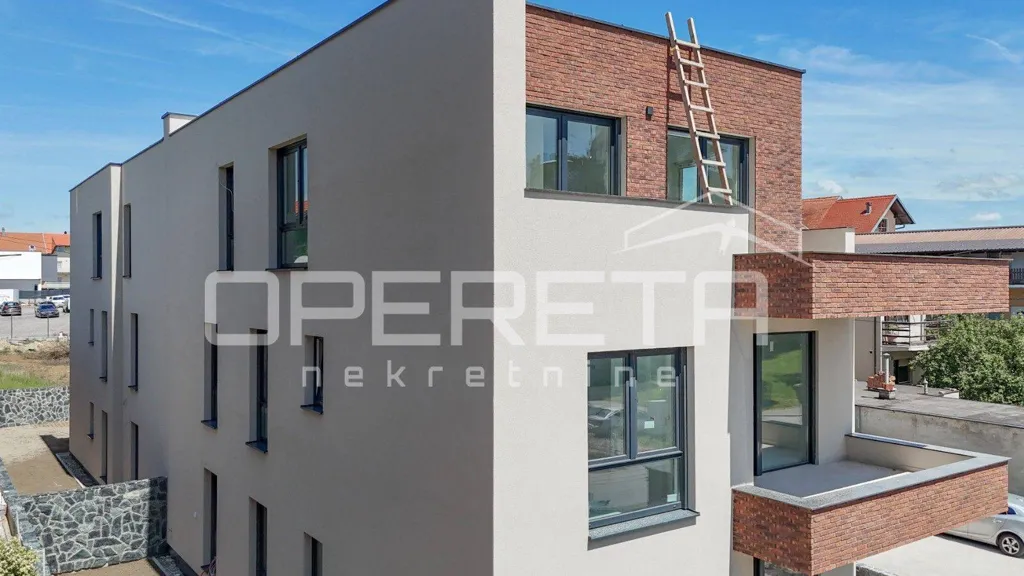 Extérieur - Apartment with Large Terrace in Sesvete, Zagreb