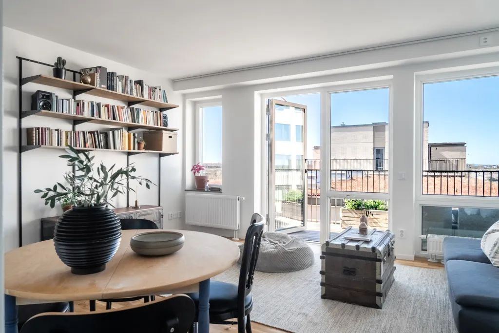 Soggiorno - Modern Two-Bedroom Flat with Balcony in Skåne