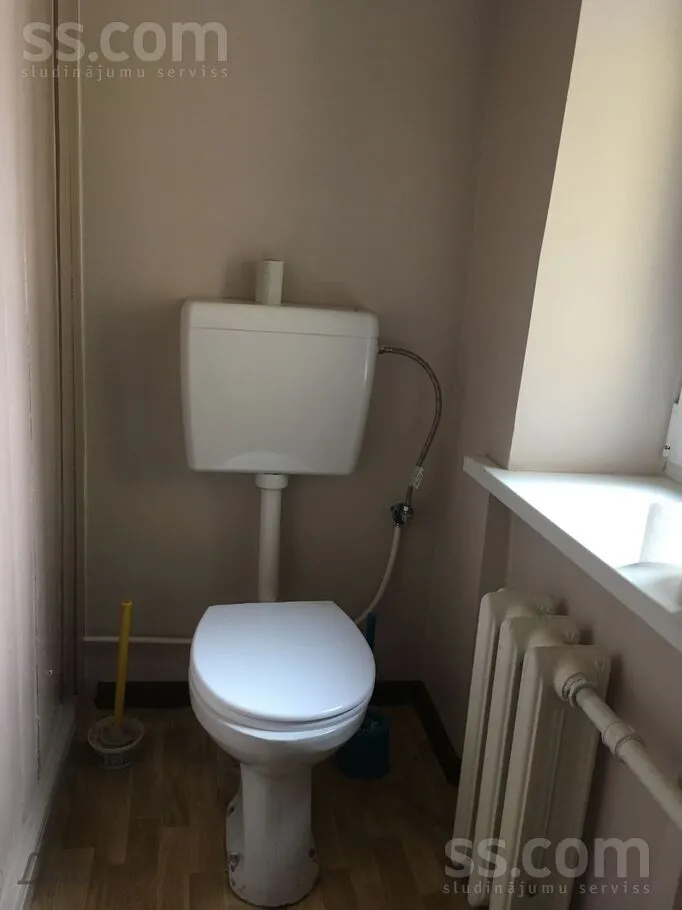 Salles de bain - Apartment with Gas Heating in Grīziņkalns, Riga