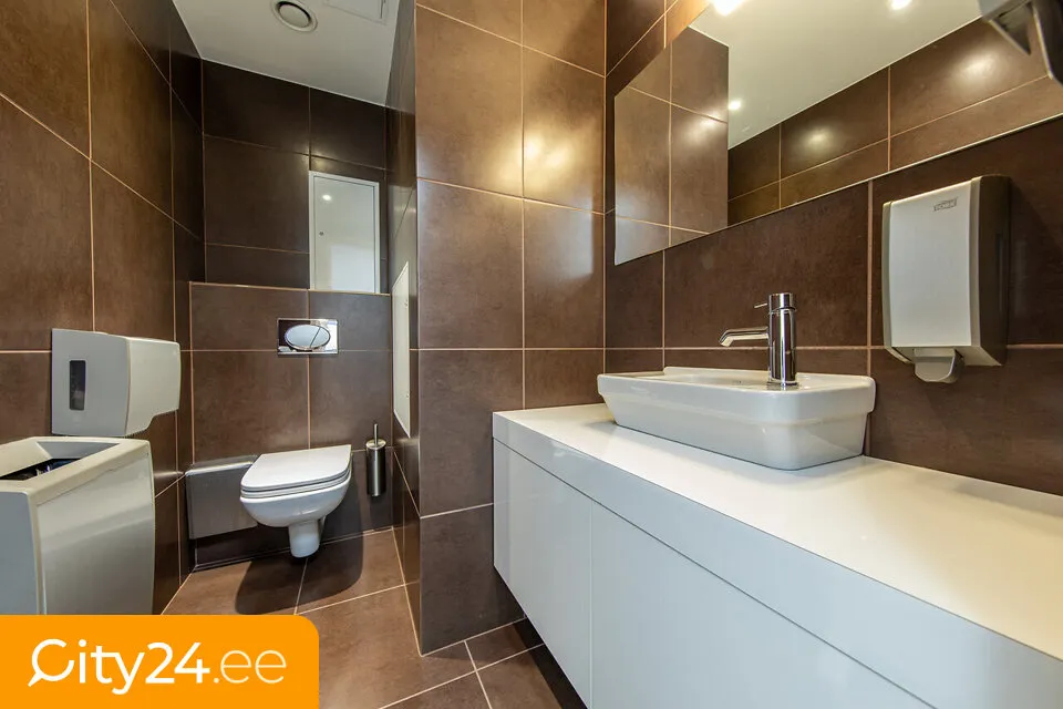 Salles de bain - Local commercial 2 pièces à Tallinn