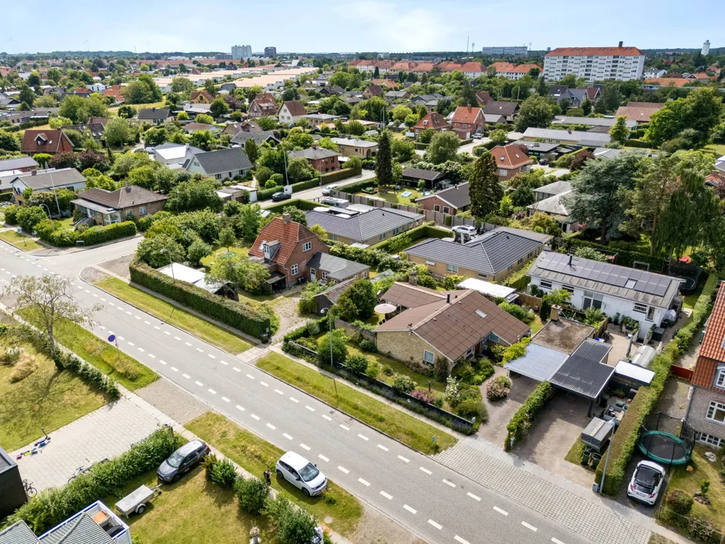 Vista aerea - Gulstens Villa with Garden in Hvidovre