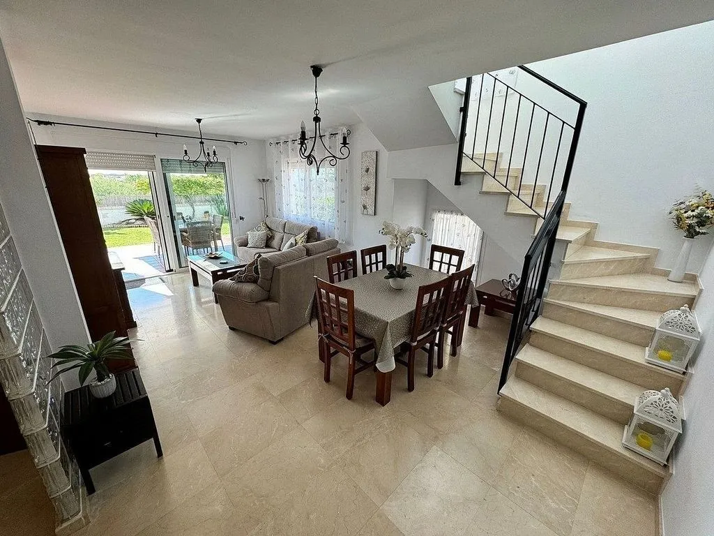 Living Room - Semi-detached House with Pool in Las Salinas