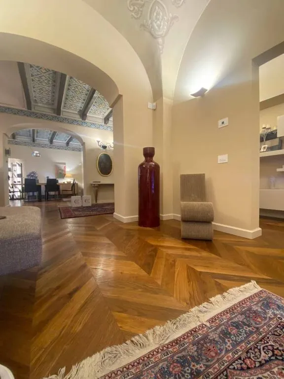 Elutuba - Luxury Flat with Private Entrance in Piacenza