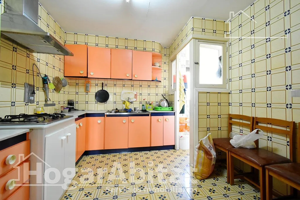 Köök - Spacious Flat with Balcony in Oliva