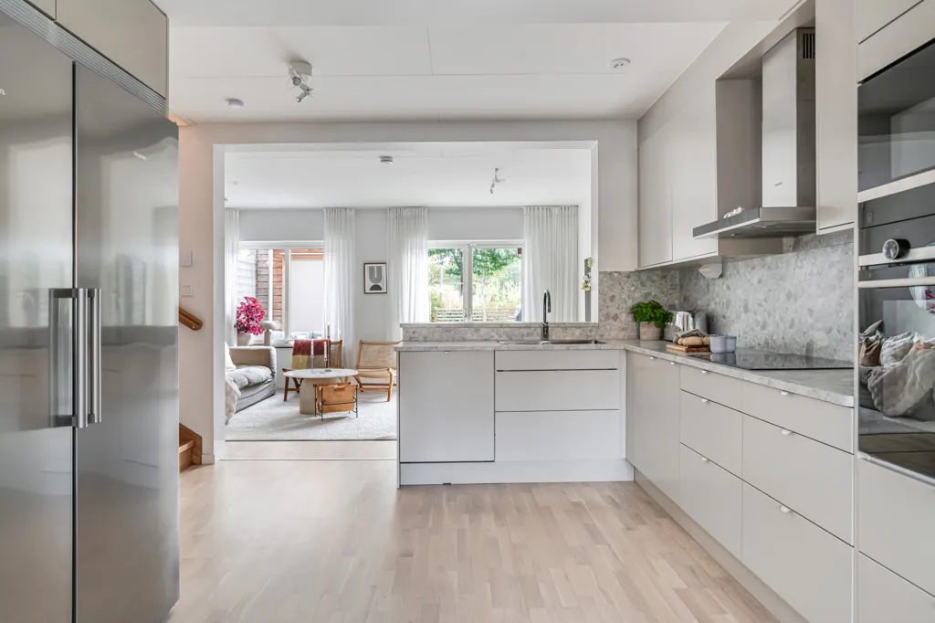 Cucina - Apartment with Balcony in Ringstorp