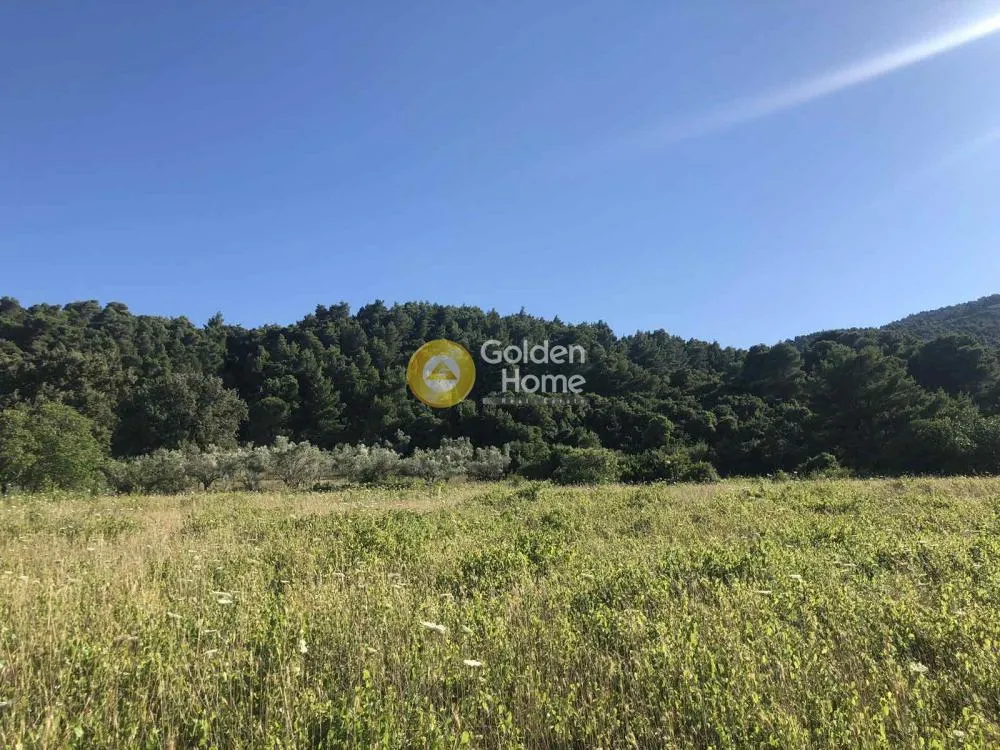 Aed - Buildable Plot with Mountain View in Kifissia
