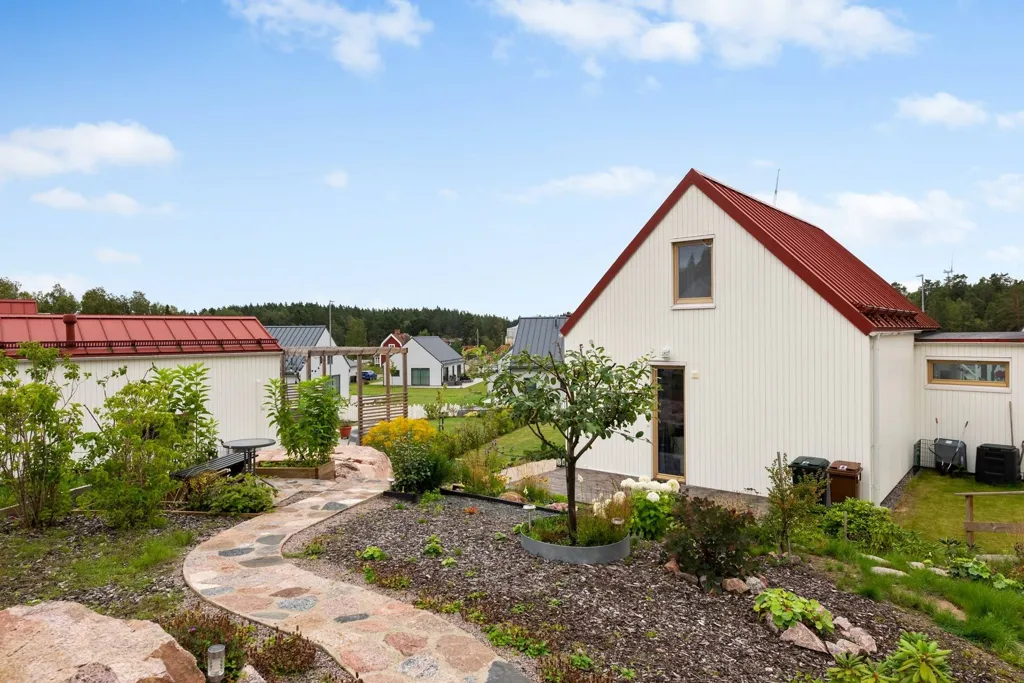 Jardin - Bungalow with Garden in Ljusterö