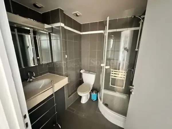 Salles de bain - Appartement de Charme avec Ascenseur sur Boulevard Malesherbes