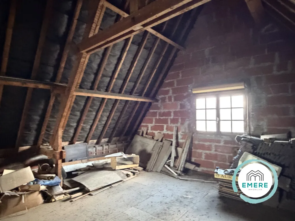 Toad - Renovatable House with Garden in Maen-Roch