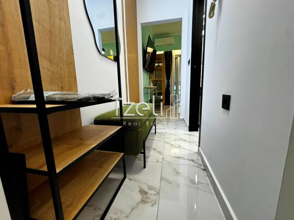 Ingresso - Renovated Studio with Balcony in Patras Centre