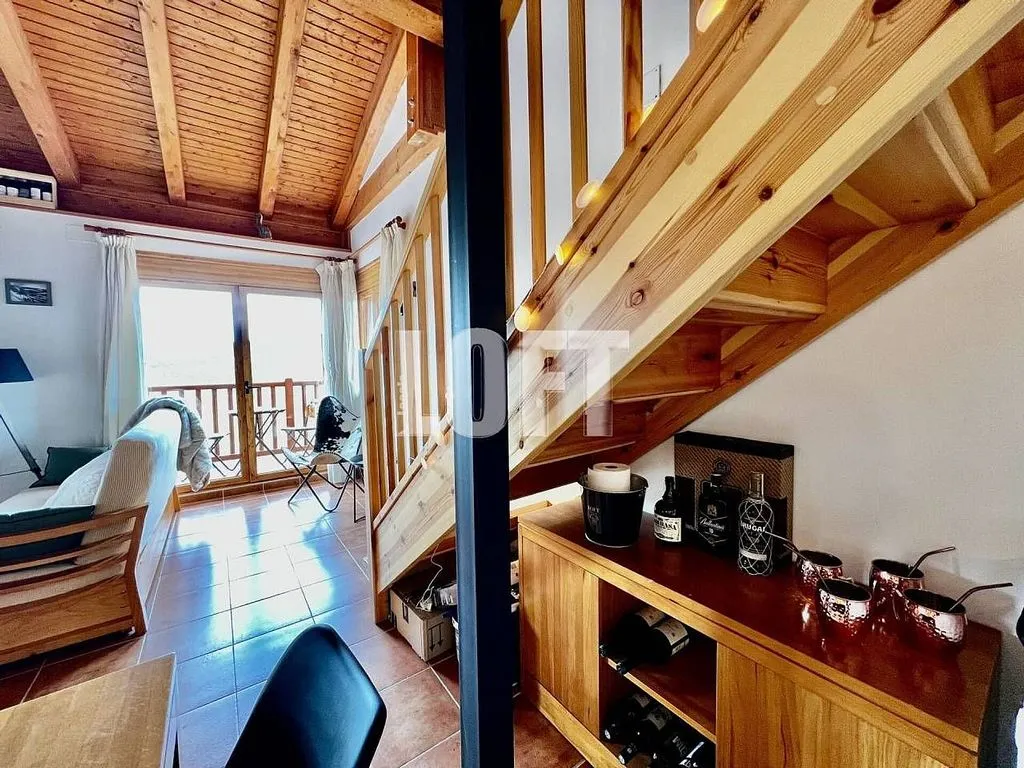 Séjour - Duplex Apartment with Pool in Alp