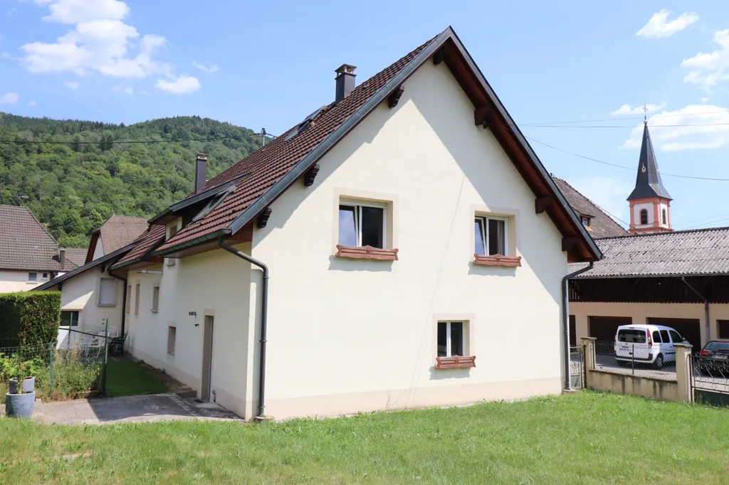 Esterno - Twin-Linked House with Garden in Kruth