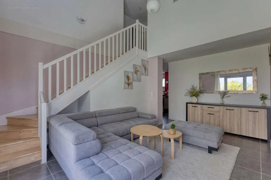 Pièces - Appartement Duplex avec Terrasses à Grenoble
