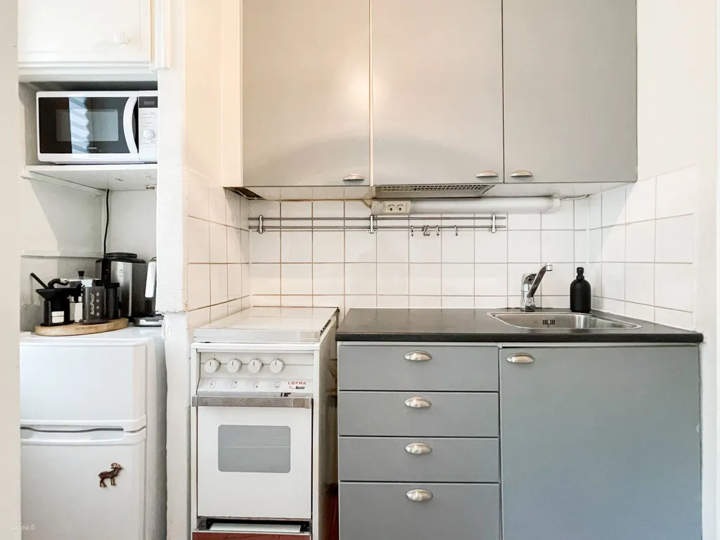 Köök - Apartment with District Heating in Töölö, Helsinki