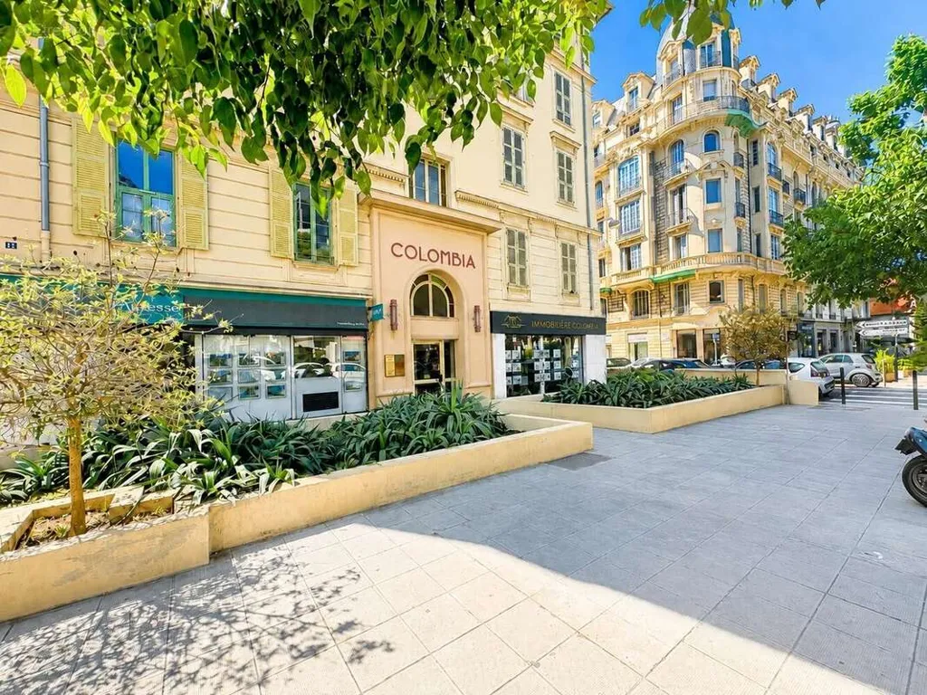 Extérieur - Studio Rénové avec Terrasse au Carré d'Or