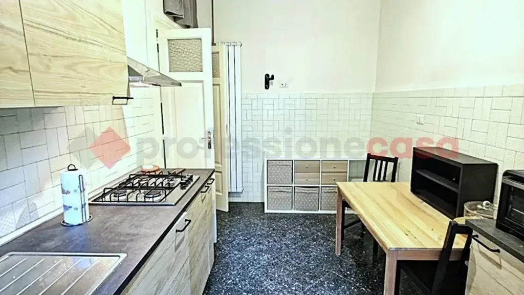 Cuisine - Twin-Storey Apartment with Balcony in Bari