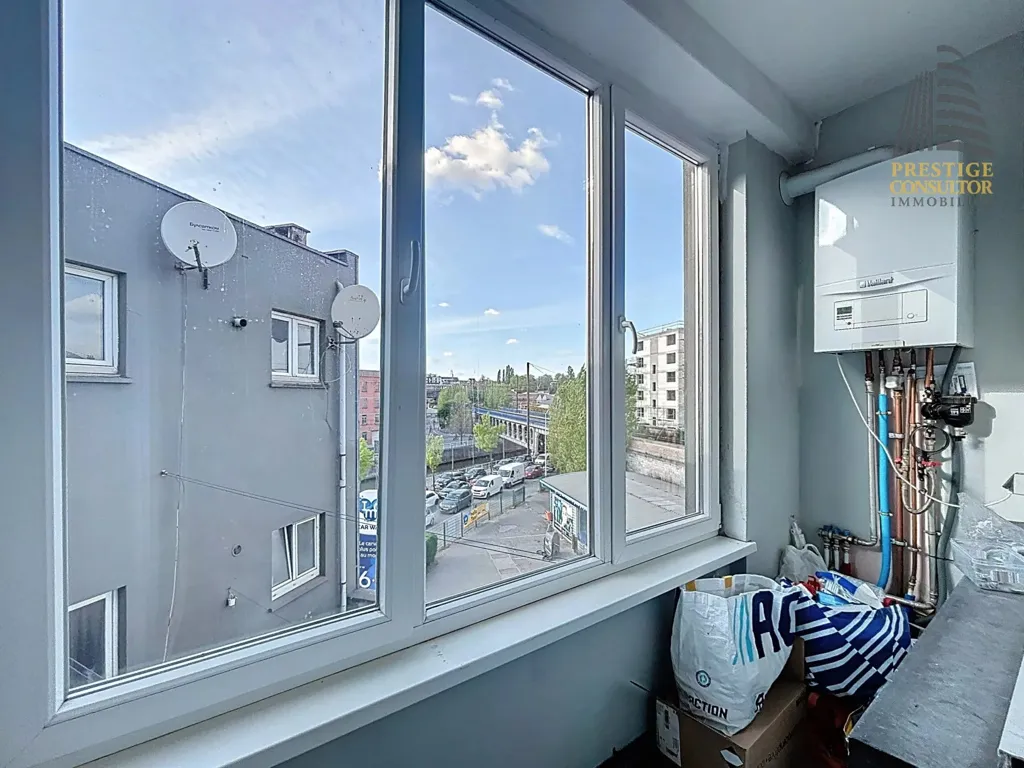 Rõdu - Two-Bedroom Apartment with Terrace in Anderlecht