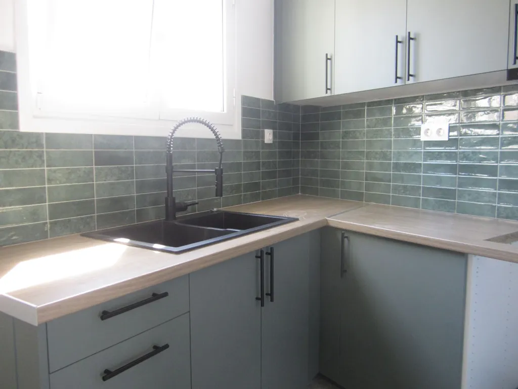 Kitchen - Corner Apartment with Garden View in Agios Ioannis