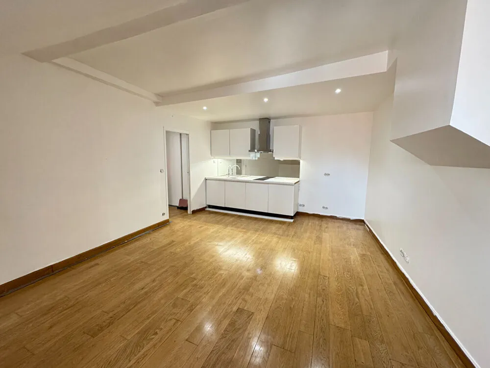 Soggiorno - Renovated 2-Bed Flat in Cordeliers, Dijon