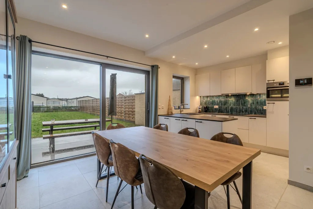 Cuisine - Maison Rénovée avec Terrasse à Middelkerke
