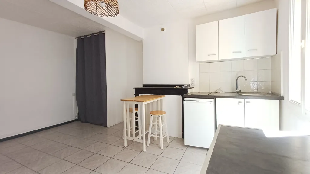 Cucina - Studio in City Centre, Narbonne
