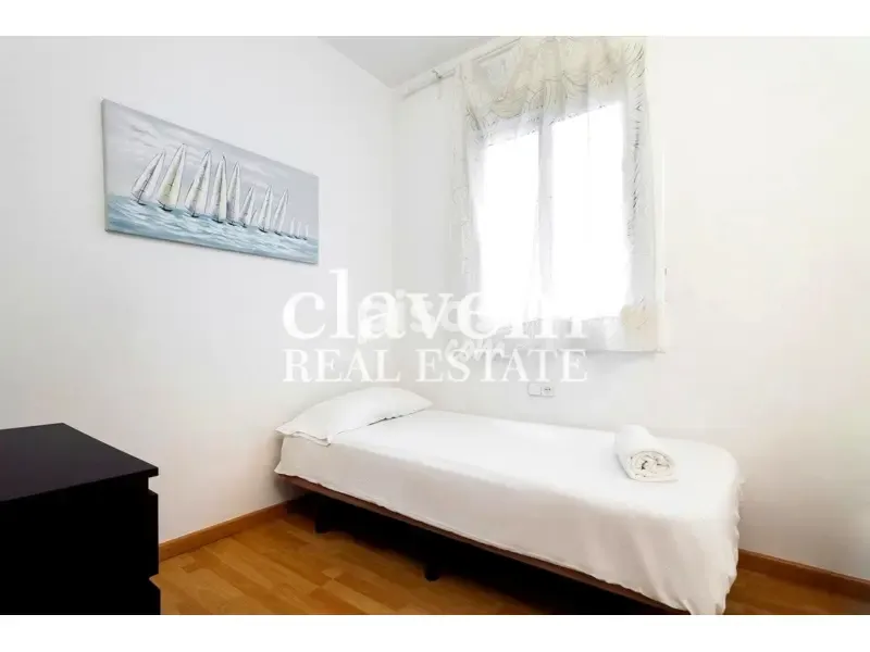 Magamistoad - Characterful Apartment with Balcony in L'Esquerra de l'Eixample