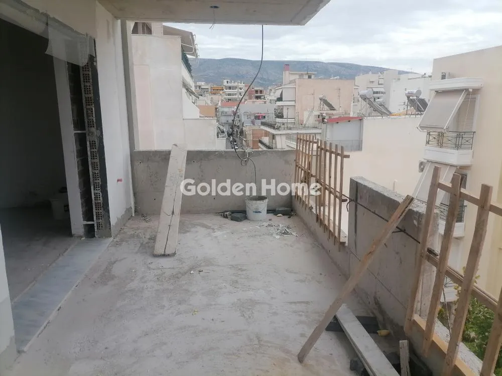Balcon - Modern Penthouse with Balcony in Daphni