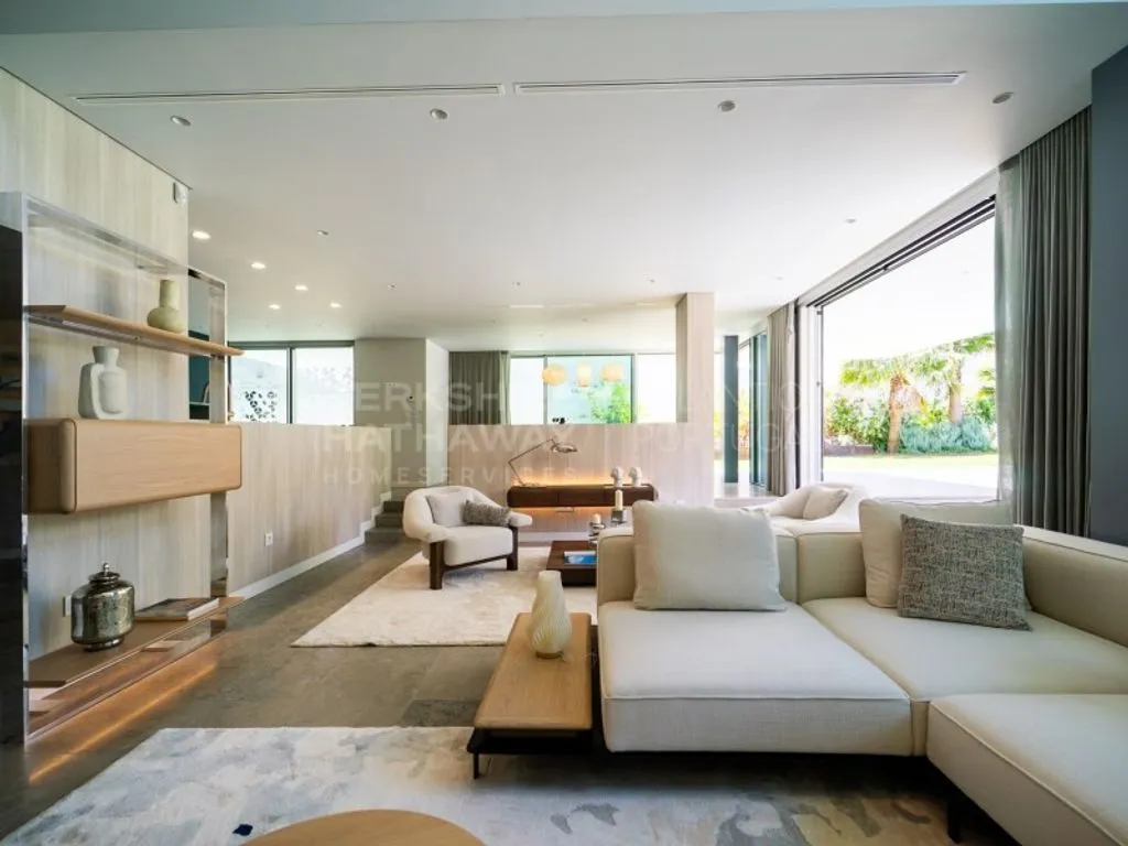 Living Room - Luxury Duplex with Pool in Cascais