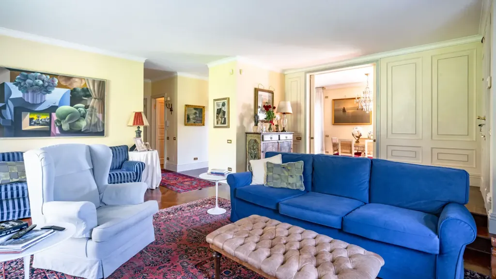 Elutuba - Bifamiliar Villa with Terrace in Lesmo Green