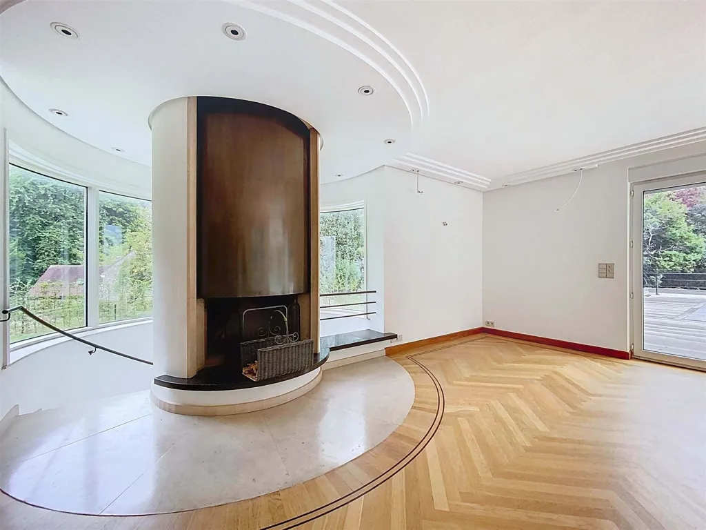 Elutuba - 6-Bedroom Villa with Pool in Uccle