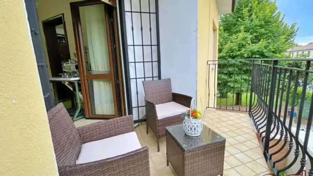 Balcon - Rustic Villa with Terraces in Finale Emilia