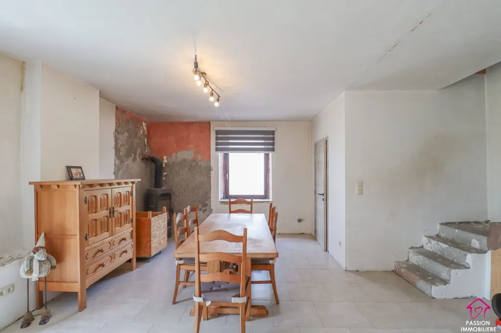 Sala da pranzo - Charming 3-Facade House with Garden in Scry