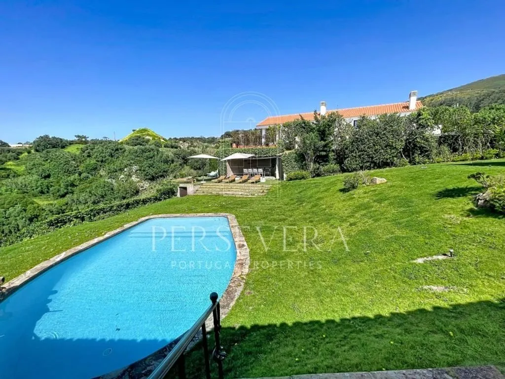Bassein - Villa with Ocean Views in Biscaia, Cascais